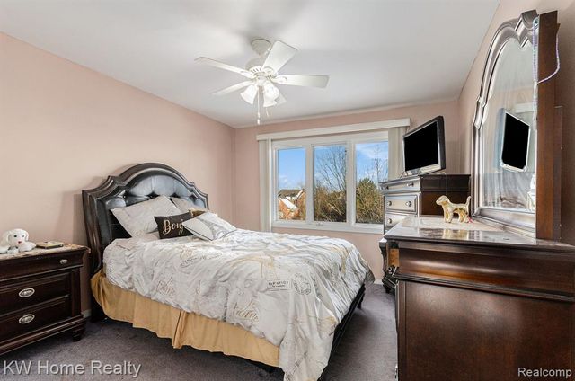 7143 Yarmouth Court, West Bloomfield, MI 48322