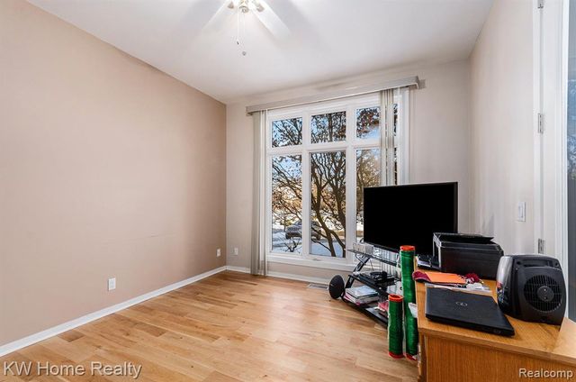 7143 Yarmouth Court, West Bloomfield, MI 48322