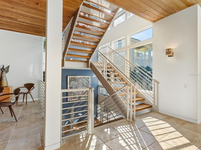 1404 KENILWORTH STREET, Sarasota, FL 34231