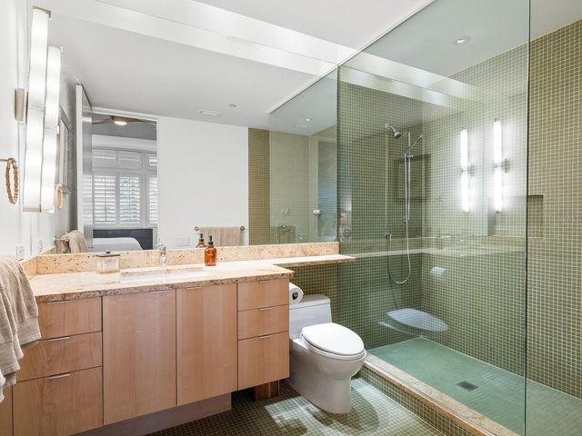 1404 KENILWORTH STREET, Sarasota, FL 34231