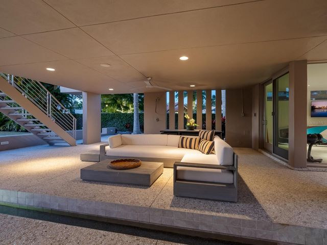 1404 KENILWORTH STREET, Sarasota, FL 34231