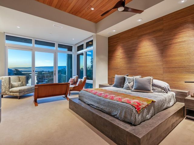 1404 KENILWORTH STREET, Sarasota, FL 34231