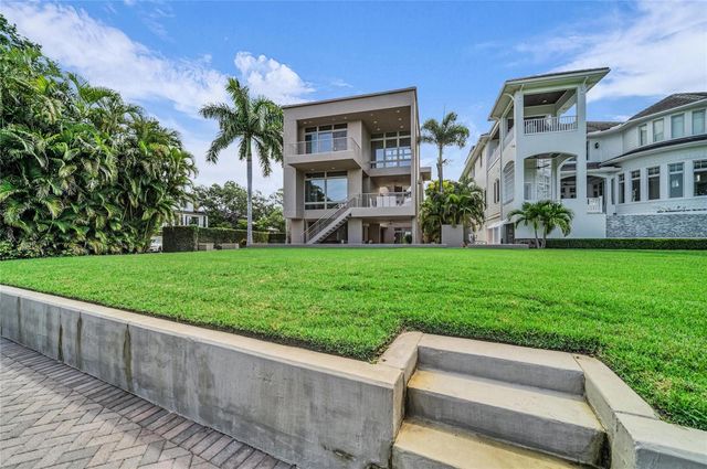 1404 KENILWORTH STREET, Sarasota, FL 34231
