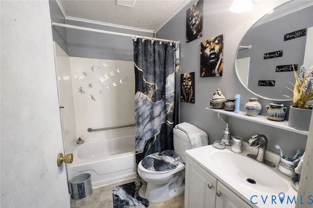 218 Coxs Ln, King & Queen, VA 23156