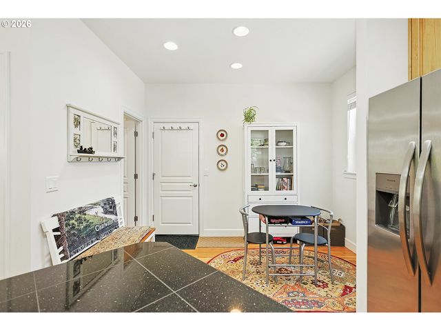 1001 Nw KASPAR Rd, Stevenson, WA 98648