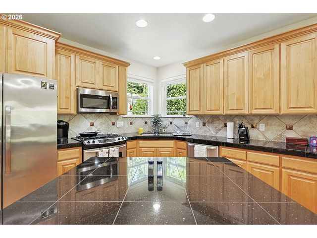 1001 Nw KASPAR Rd, Stevenson, WA 98648