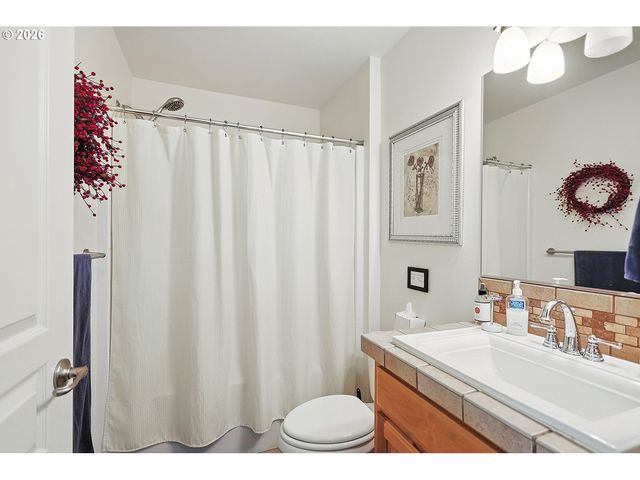 1001 Nw KASPAR Rd, Stevenson, WA 98648
