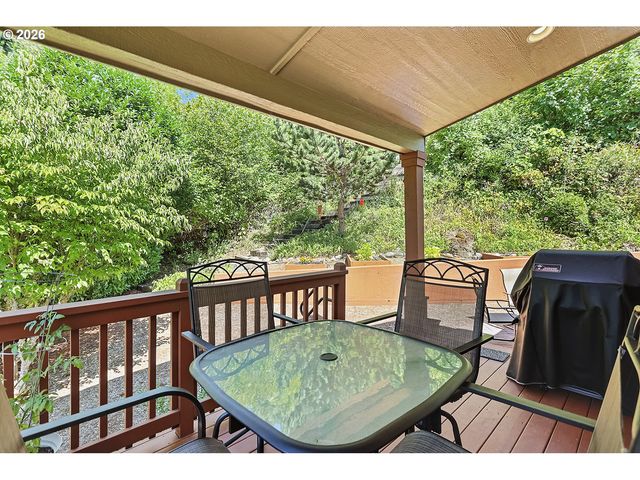 1001 Nw KASPAR Rd, Stevenson, WA 98648