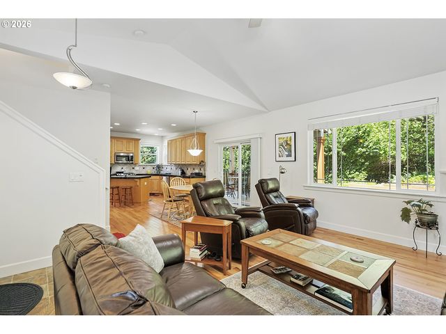 1001 Nw KASPAR Rd, Stevenson, WA 98648