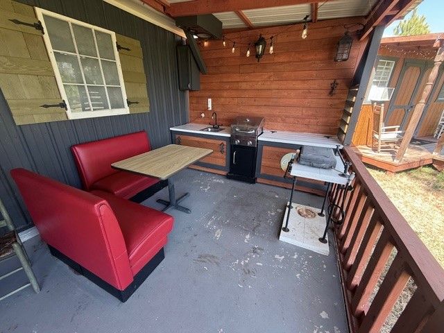 279 County Road 137, Riesel, TX 76682