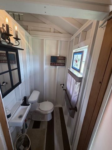 279 County Road 137, Riesel, TX 76682