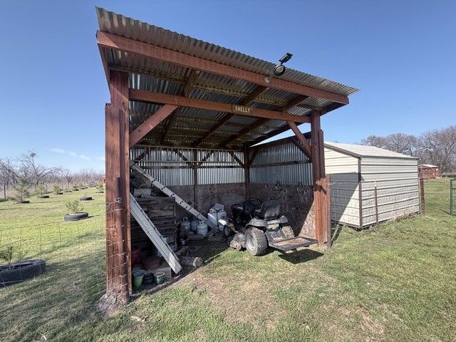 279 County Road 137, Riesel, TX 76682