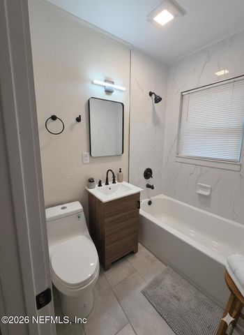 1857 BROOKVIEW Drive S, Jacksonville, FL 32246