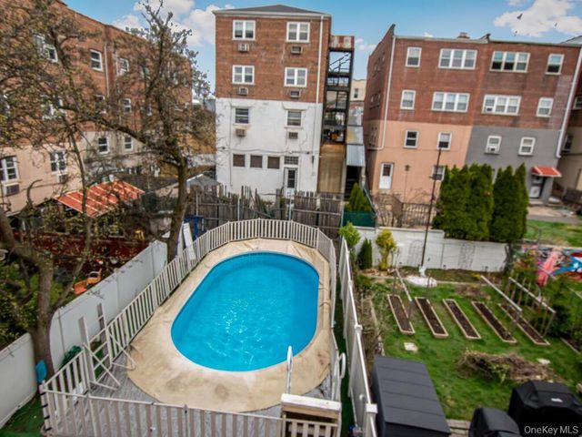 1062 Calhoun Avenue, Bronx, NY 10465