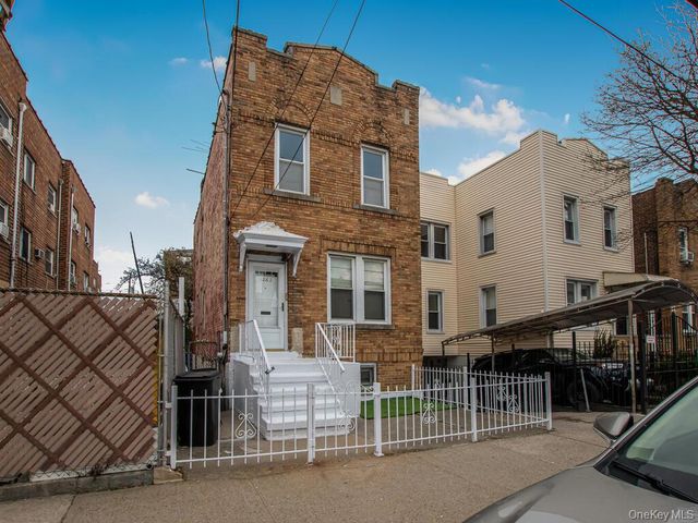 1062 Calhoun Avenue, Bronx, NY 10465