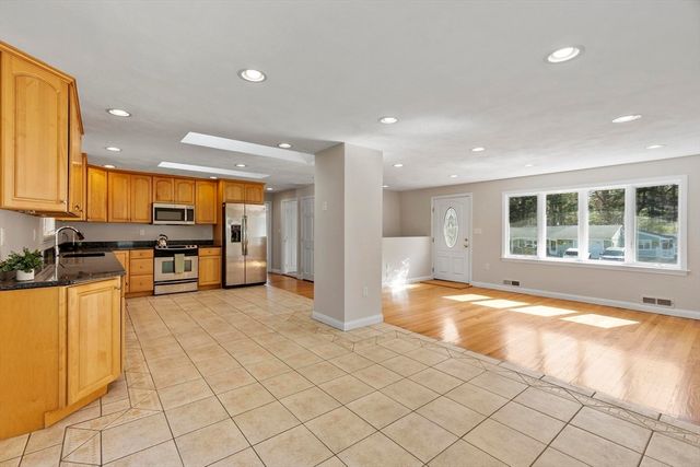 43 Perley Ave,, Peabody, MA 01960
