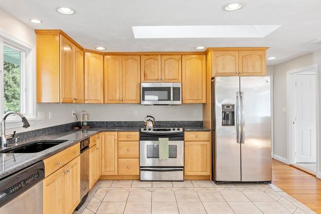 43 Perley Ave,, Peabody, MA 01960