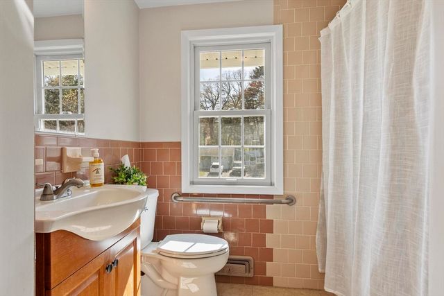 43 Perley Ave,, Peabody, MA 01960