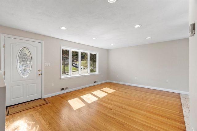 43 Perley Ave,, Peabody, MA 01960