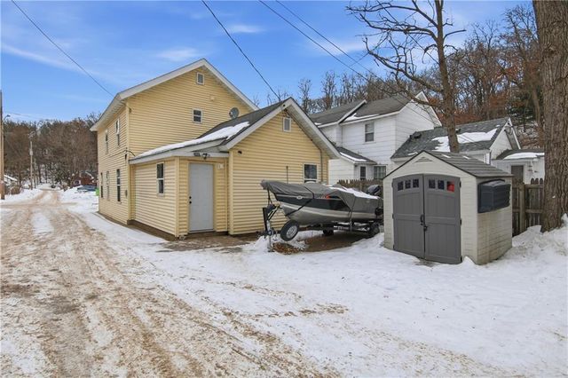 313 E Willow Street, Chippewa Falls, WI 54729