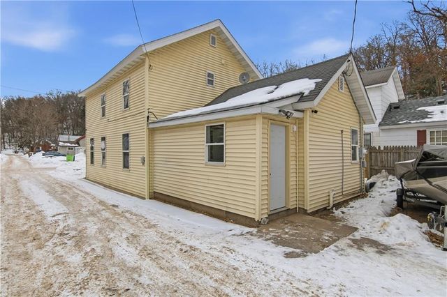 313 E Willow Street, Chippewa Falls, WI 54729