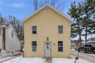 313 E Willow Street, Chippewa Falls, WI 54729