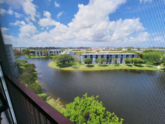 2215 Cypress Island Drive 906, Pompano Beach, FL 33069