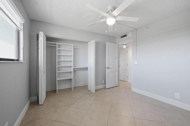 2215 Cypress Island Drive 906, Pompano Beach, FL 33069