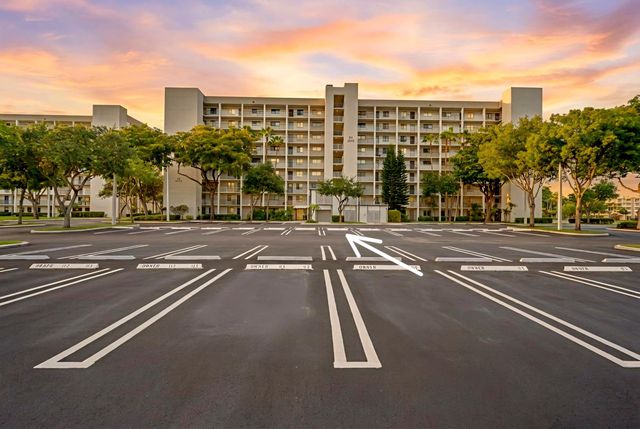 2215 Cypress Island Drive 906, Pompano Beach, FL 33069