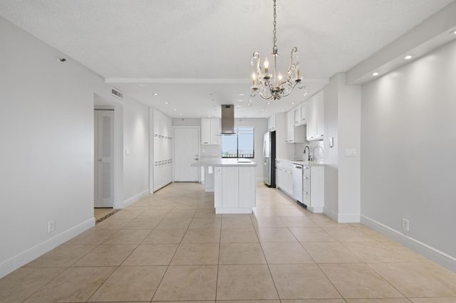 2215 Cypress Island Drive 906, Pompano Beach, FL 33069