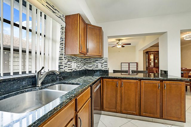 4731 Greentree Drive B, Boynton Beach, FL 33436