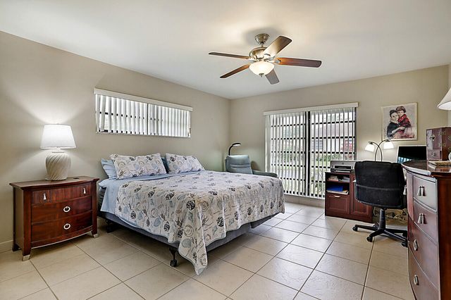 4731 Greentree Drive B, Boynton Beach, FL 33436