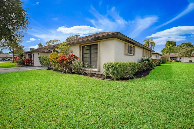 4731 Greentree Drive B, Boynton Beach, FL 33436