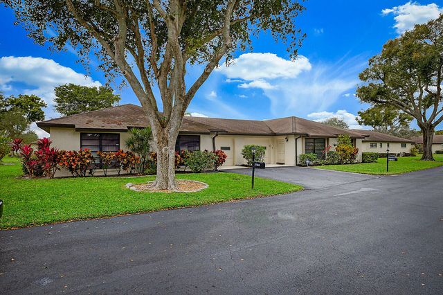 4731 Greentree Drive B, Boynton Beach, FL 33436