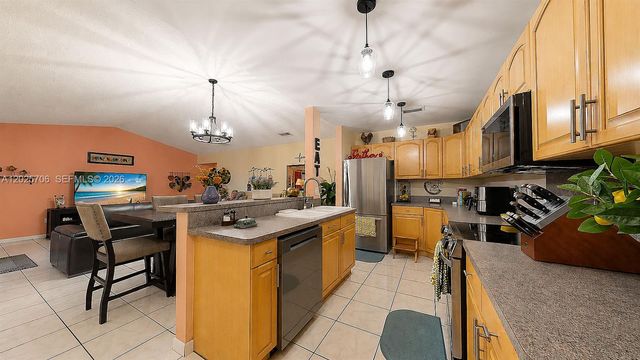 1633 Greer Ave, Homestead, FL 33035