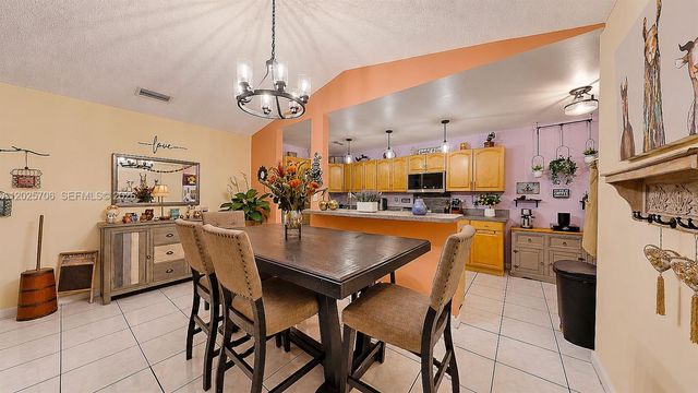 1633 Greer Ave, Homestead, FL 33035