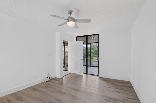 8617 Boca Glades Boulevard W F, Boca Raton, FL 33434