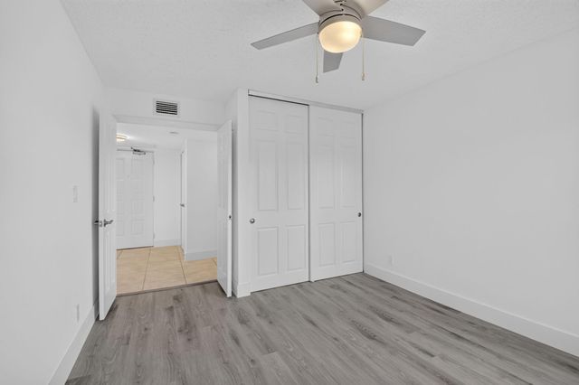 8617 Boca Glades Boulevard W F, Boca Raton, FL 33434