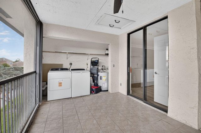 8617 Boca Glades Boulevard W F, Boca Raton, FL 33434