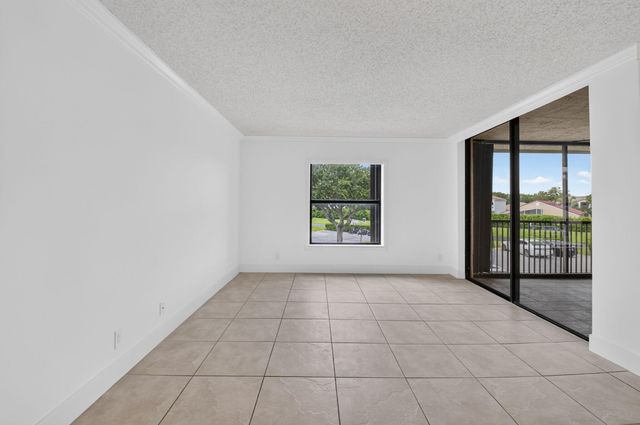 8617 Boca Glades Boulevard W F, Boca Raton, FL 33434