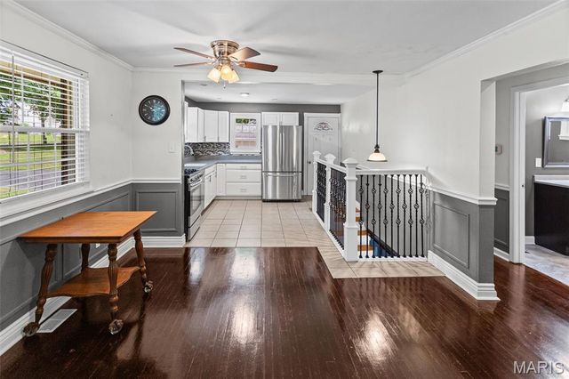 2255 Alby Street, Alton, IL 62002