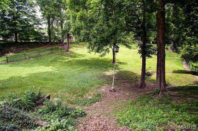 2255 Alby Street, Alton, IL 62002