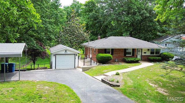 2255 Alby Street, Alton, IL 62002