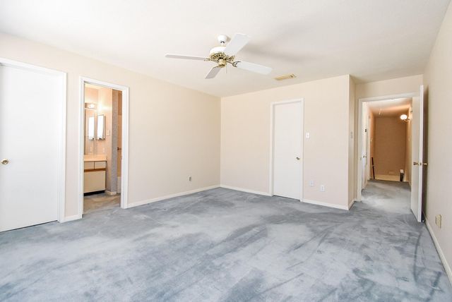 9800 Pagewood Lane 2108, Houston, TX 77042