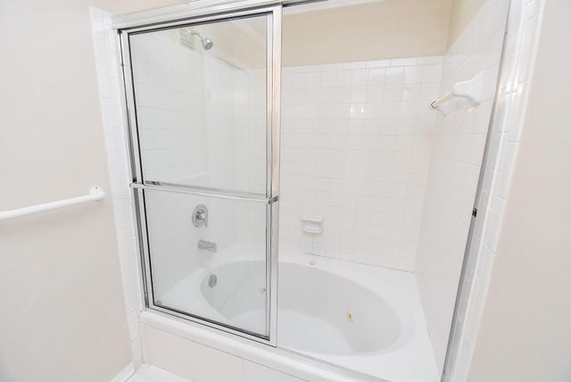 9800 Pagewood Lane 2108, Houston, TX 77042