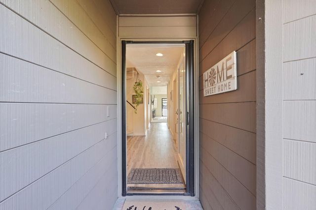 5527 Grouse Run Dr, Stockton, CA 95207