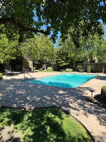 5527 Grouse Run Dr, Stockton, CA 95207