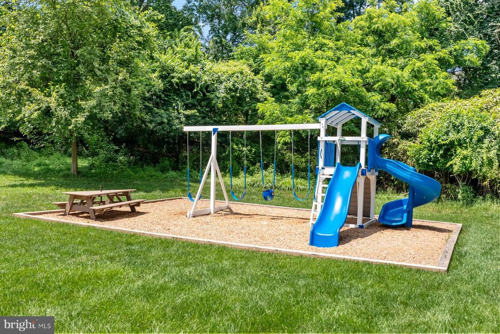 2237 WONDERVIEW RD, Lutherville Timonium, MD 21093