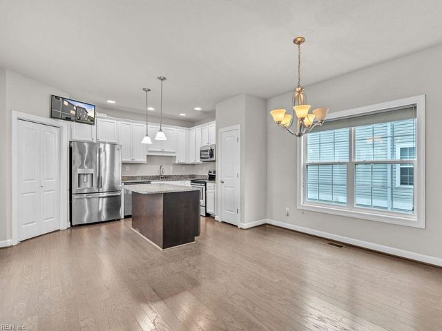 924 13th ST, Virginia Beach, VA 23451
