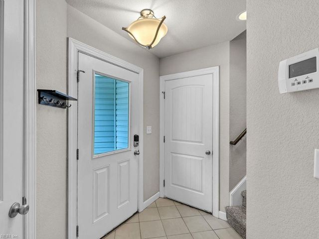 924 13th ST, Virginia Beach, VA 23451
